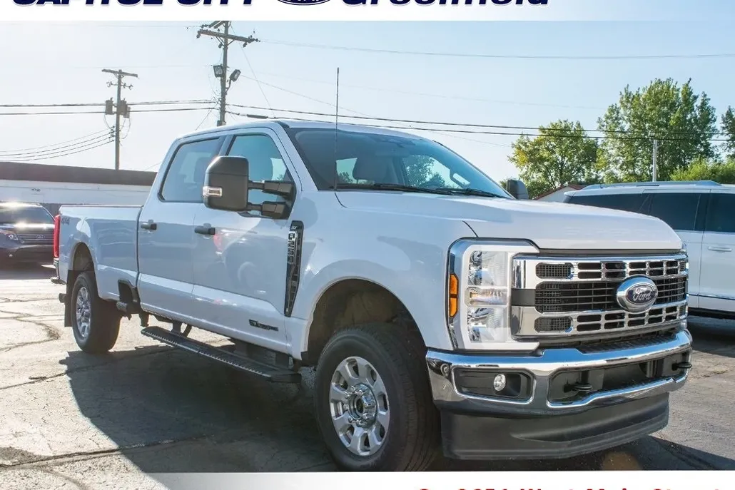 2024 Ford F-250 photo 1
