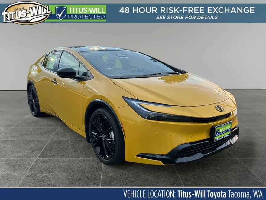 2026 Toyota Prius Plug-in photo 1