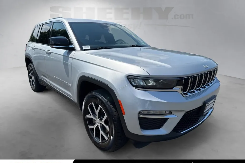 2024 Jeep Grand Cherokee Limited photo 1