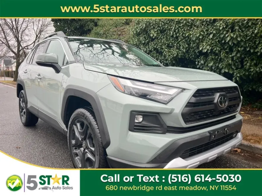 2022 Toyota RAV4 Adventure photo 1