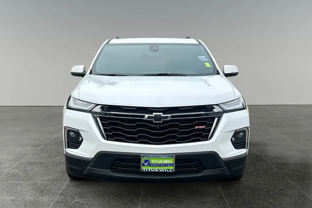 2023 Chevrolet Traverse RS photo 1