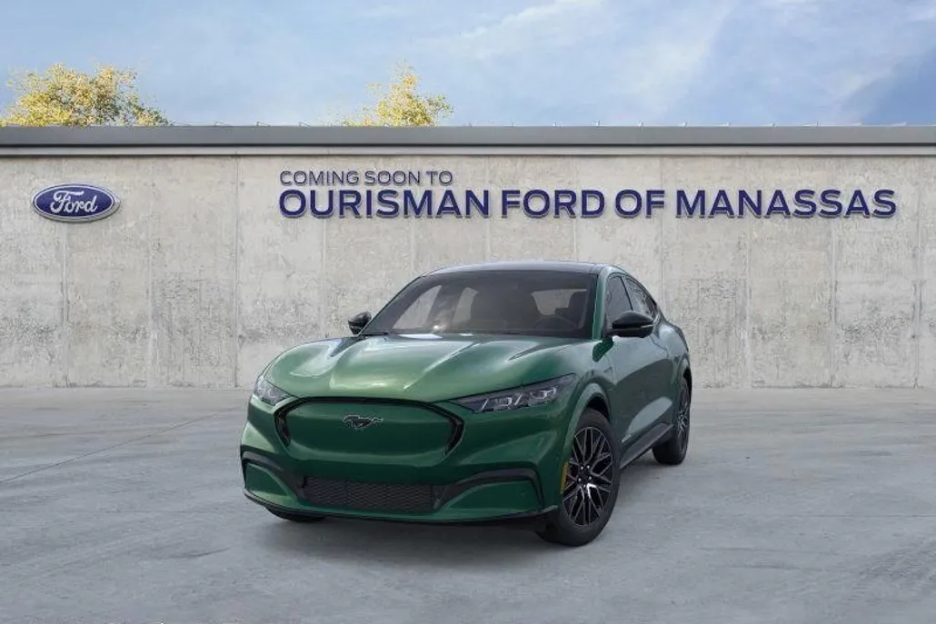 2025 Ford Mustang Mach-E Premium photo 1