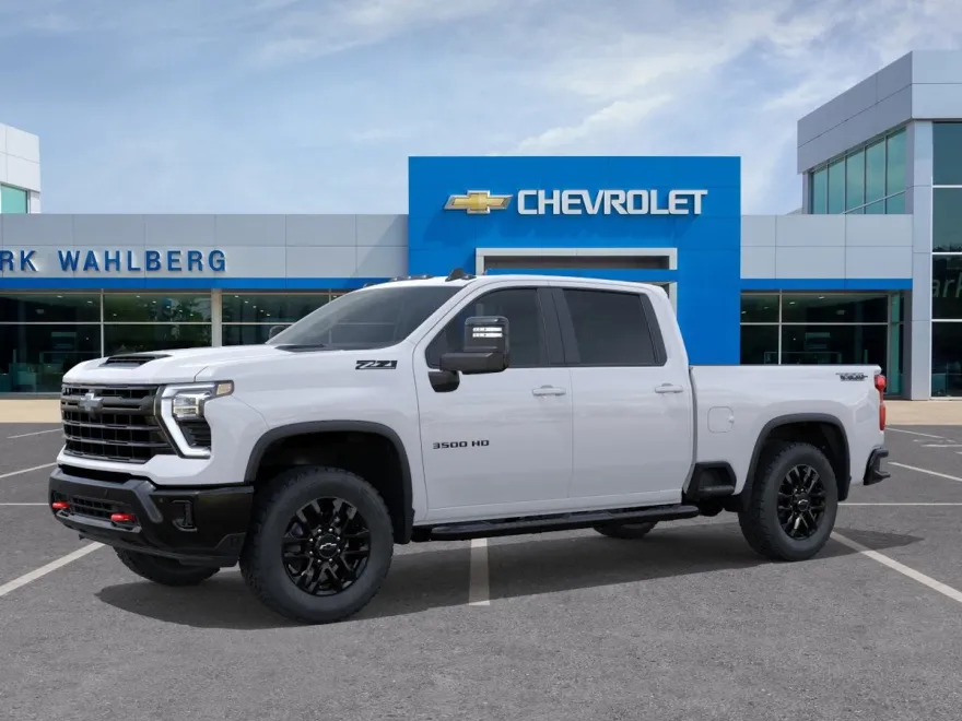 2025 Chevrolet Silverado 3500HD LT photo 1