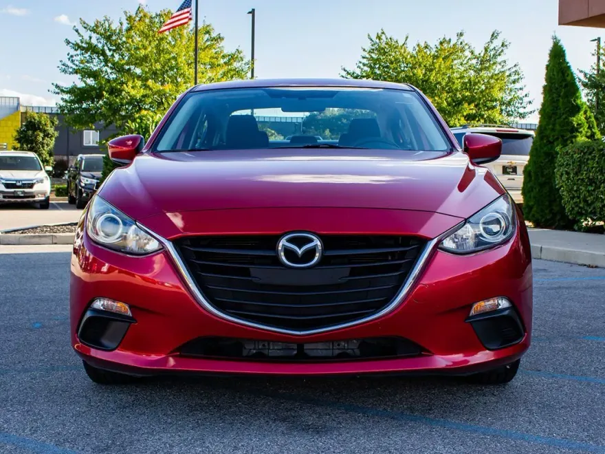 2016 Mazda Mazda3 i Sport photo 1