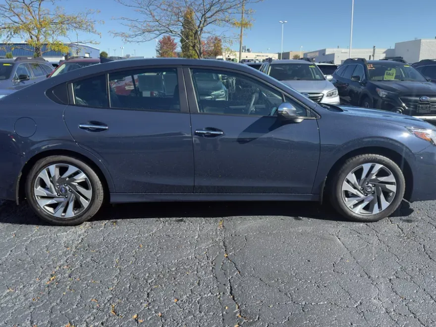 2025 Subaru Legacy Touring XT photo 1