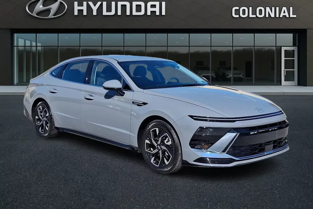 2024 Hyundai Sonata SEL photo 1