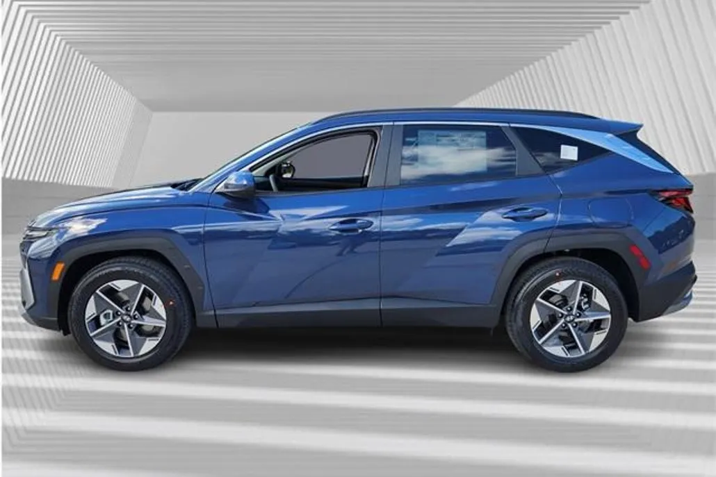 2026 Hyundai Tucson SEL photo 1