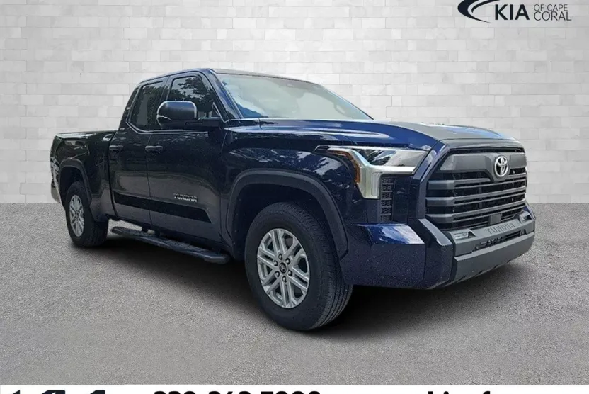 2022 Toyota Tundra SR5 photo 1