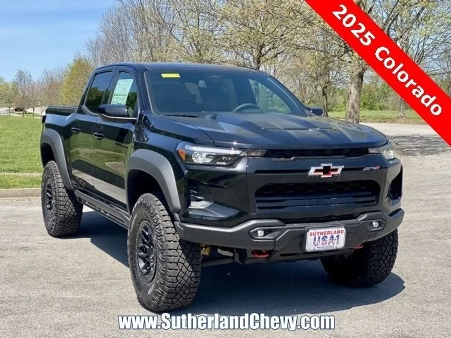 2025 Chevrolet Colorado ZR2 photo 1