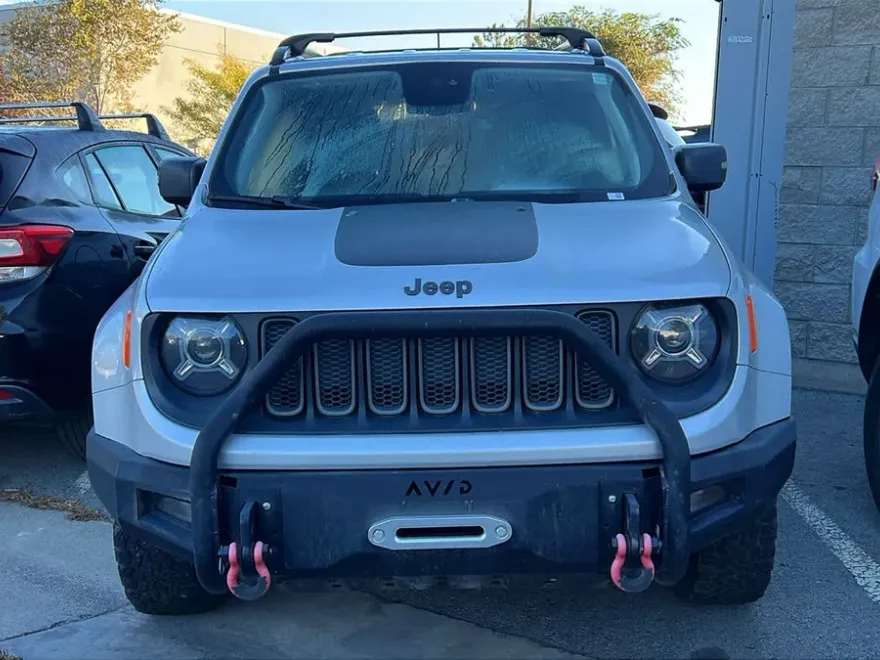 2018 Jeep Renegade Trailhawk photo 1