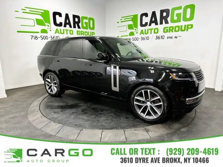 2025 Land Rover Range Rover SE photo 1