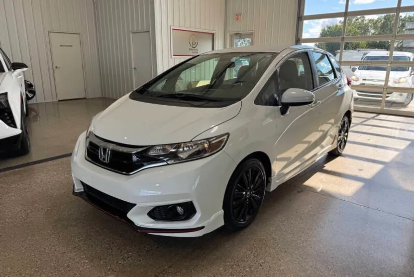 2018 Honda Fit Sport photo 1