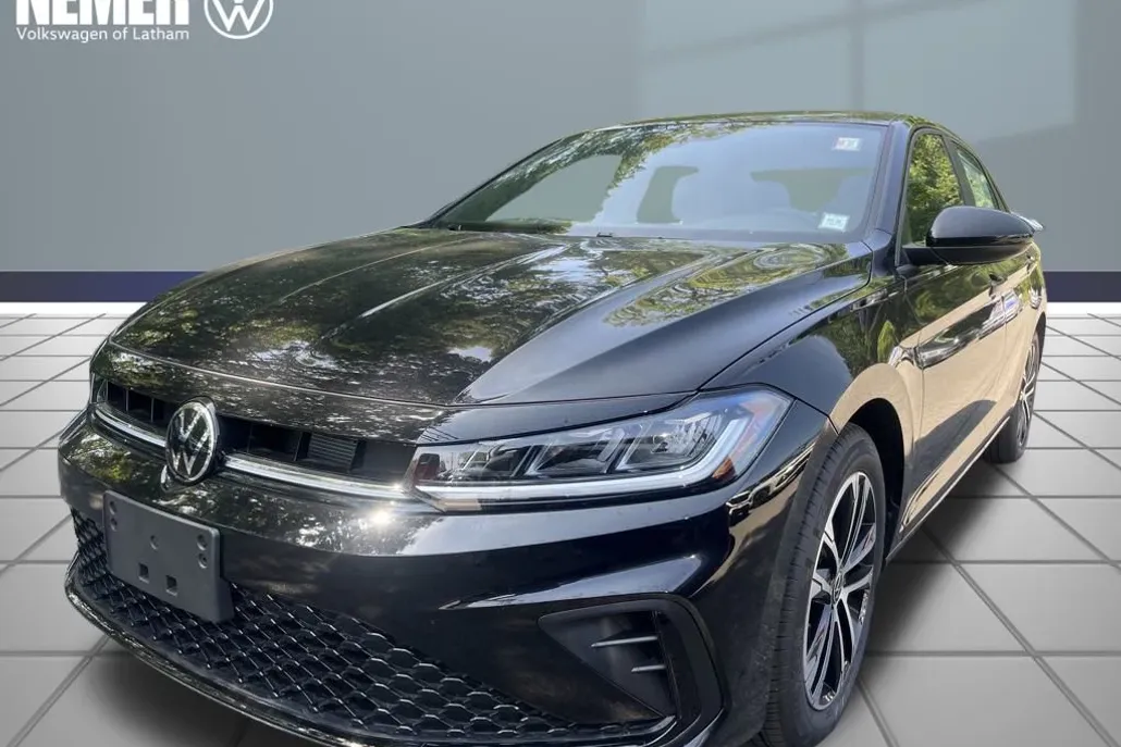 2025 Volkswagen Jetta 1.5T Sport photo 1