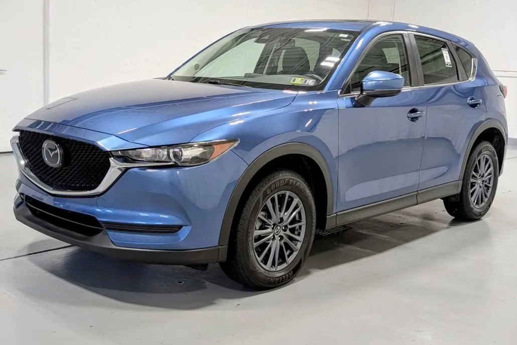 2019 Mazda CX-5 Touring photo 1