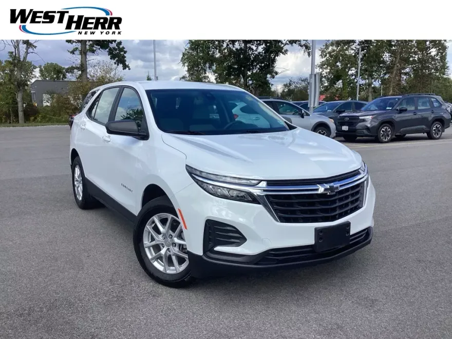 2024 Chevrolet Equinox LS photo 1