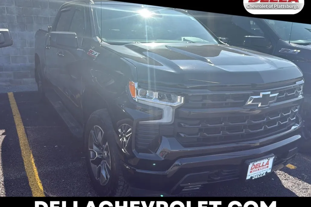 2023 Chevrolet Silverado 1500 RST photo 1
