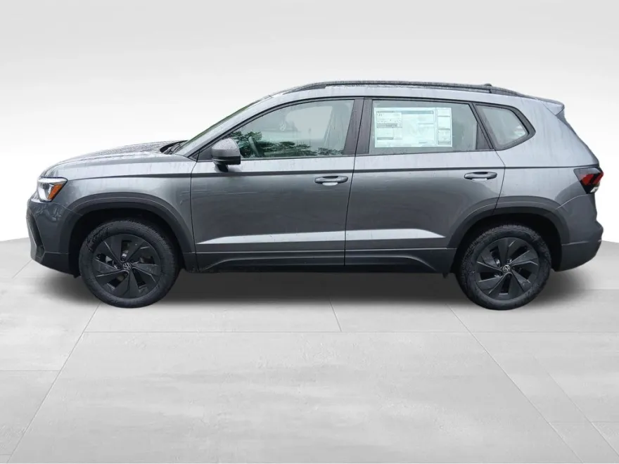 2025 Volkswagen Taos S photo 1