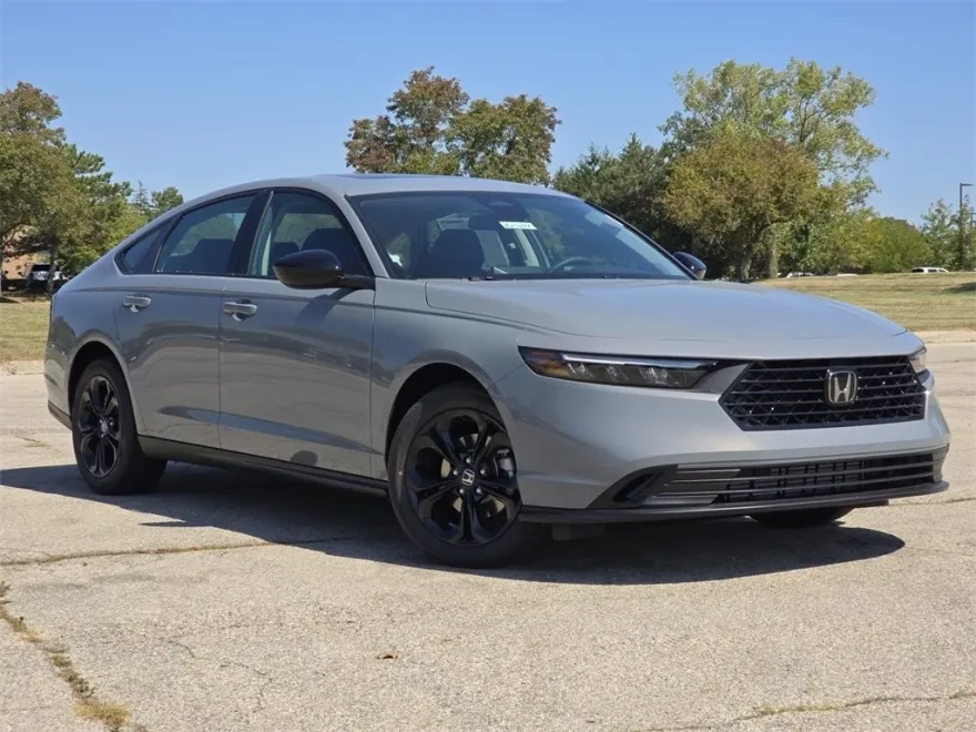 2025 Honda Accord SE photo 1