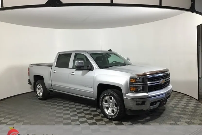 2015 Chevrolet Silverado 1500 LT photo 1