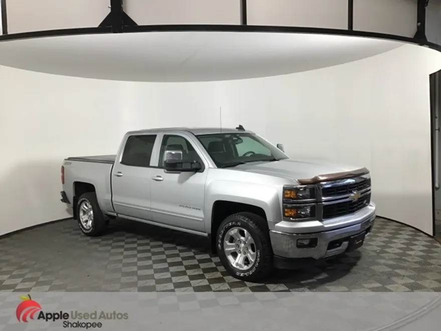 2015 Chevrolet Silverado 1500 LT photo 1
