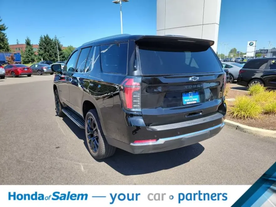 2025 Chevrolet Tahoe LS photo 1
