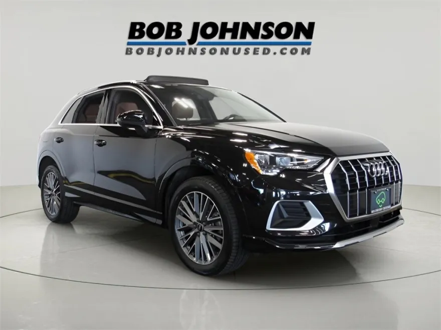 2022 Audi Q3 Premium 40 TFSI photo 1