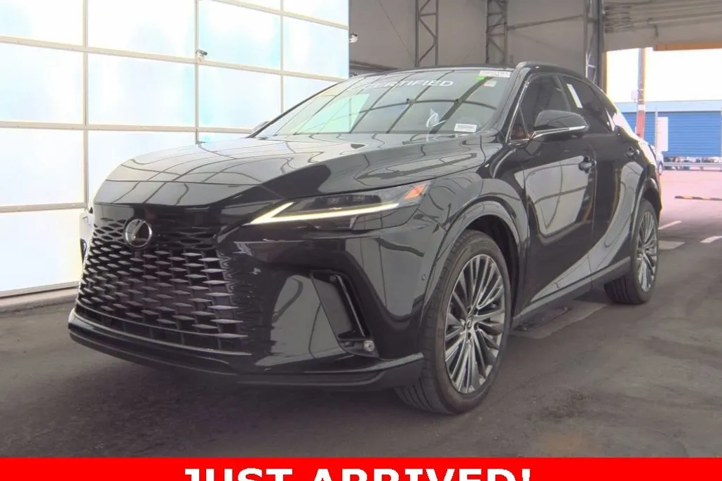 2024 Lexus RX 450h+ Luxury photo 1