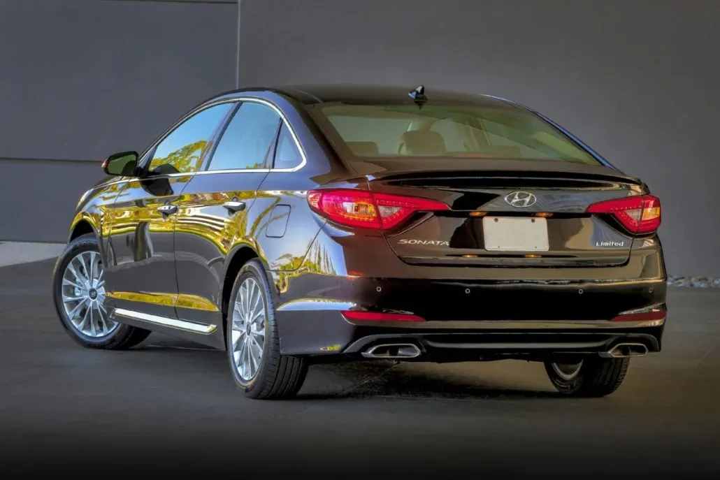 2015 Hyundai Sonata Limited photo 1