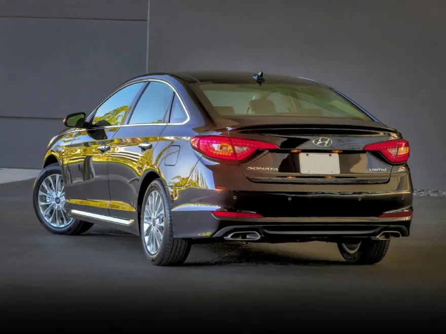 2015 Hyundai Sonata Limited photo 1