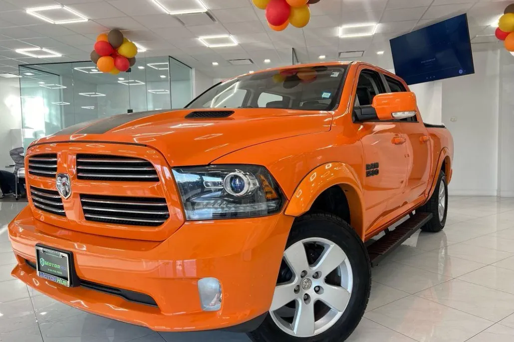2017 Ram 1500 Sport photo 1