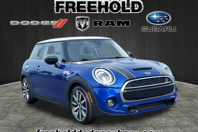 2021 Mini Cooper Hardtop S photo 1