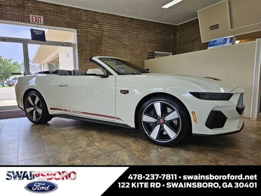 2025 Ford Mustang GT Premium Convertible photo 1
