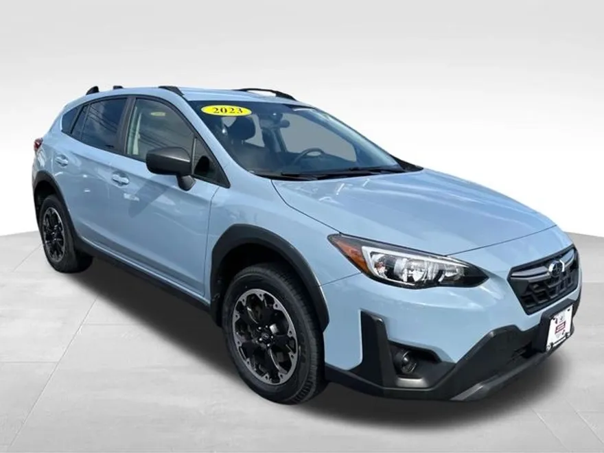 2023 Subaru Crosstrek Base photo 1