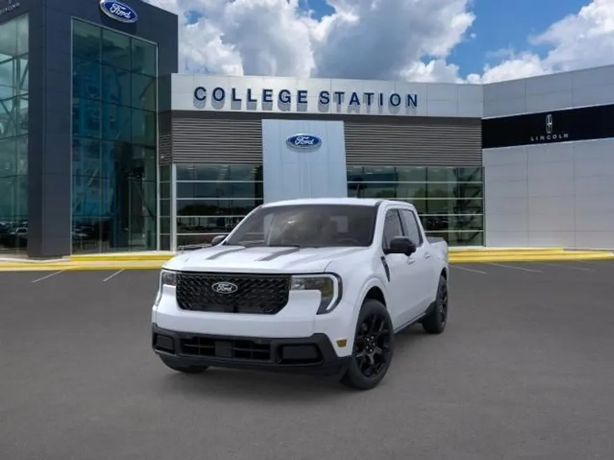 2025 Ford Maverick Lariat photo 1