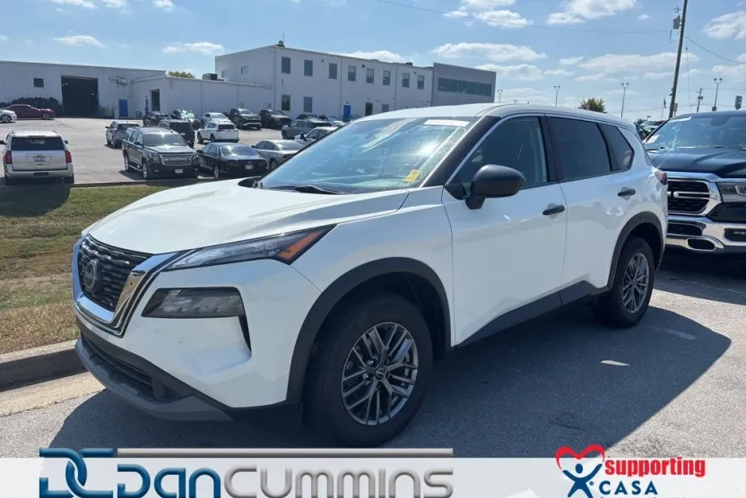 2023 Nissan Rogue S AWD photo 1