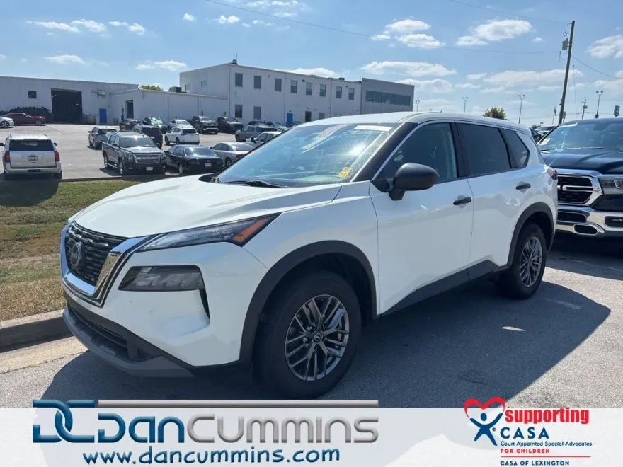 2023 Nissan Rogue S AWD photo 1