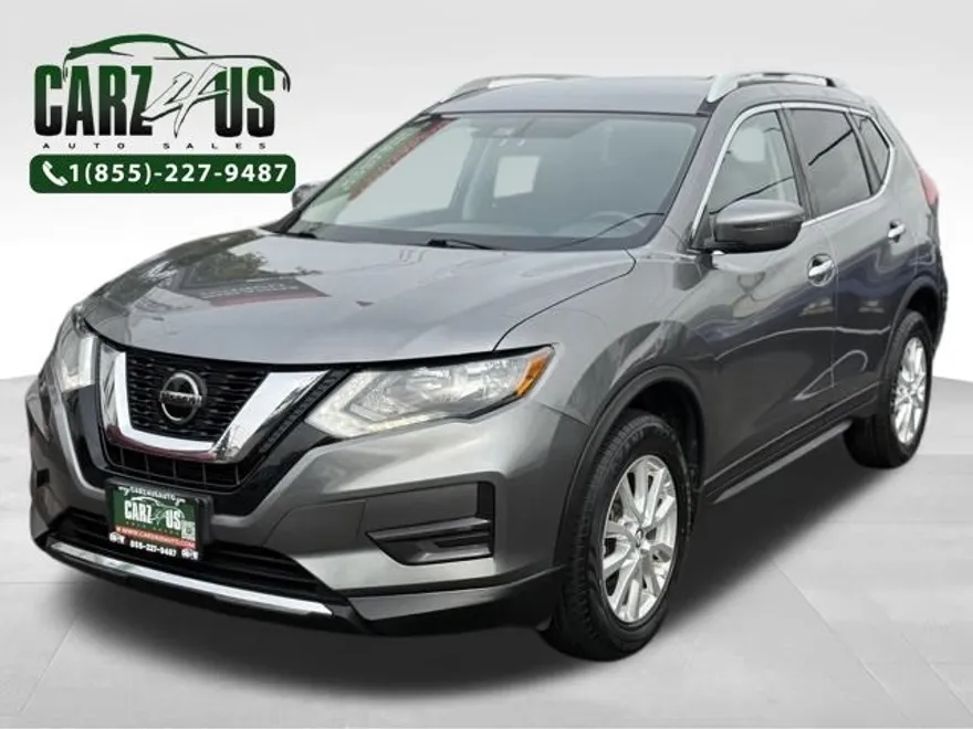 2018 Nissan Rogue SV photo 1