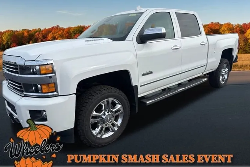 2015 Chevrolet Silverado 2500HD High Country photo 1