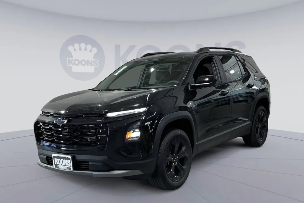 2026 Chevrolet Equinox LT photo 1