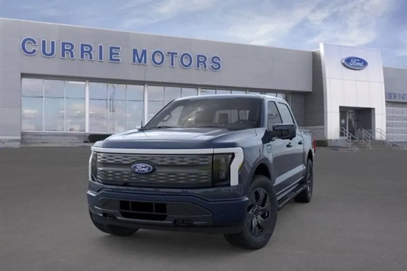2025 Ford F-150 Lightning Lariat photo 1