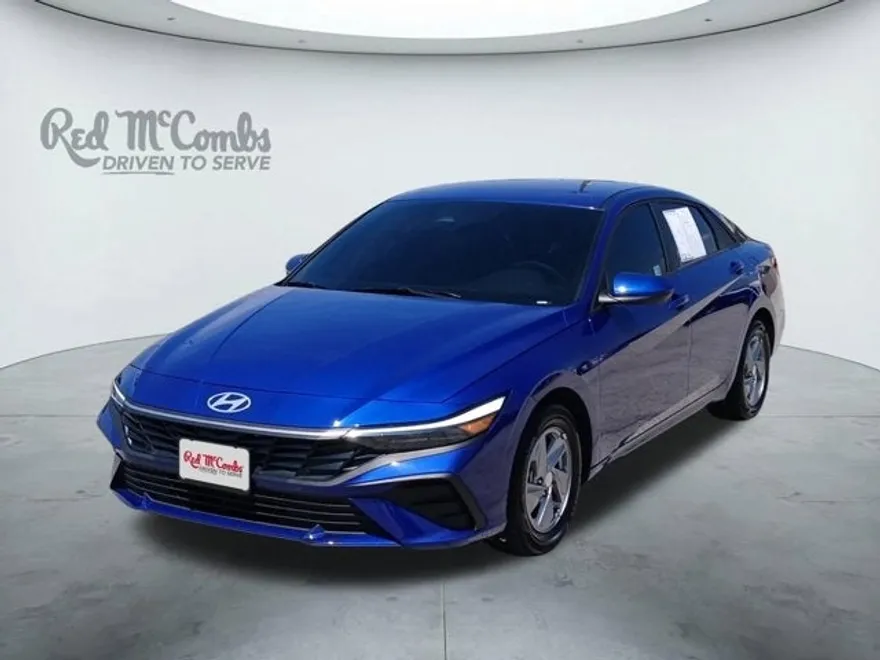 2025 Hyundai Elantra SE photo 1