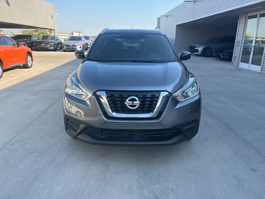2019 Nissan Kicks S photo 1