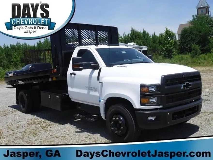 2024 Chevrolet Silverado 5500HD Work Truck photo 1
