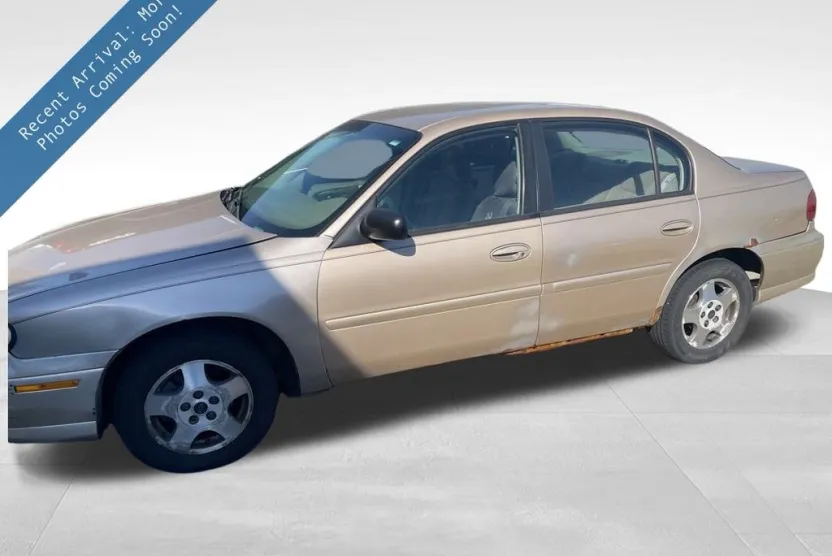 2003 Chevrolet Malibu Base photo 1