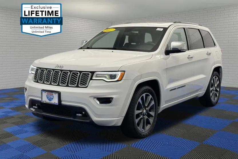 2017 Jeep Grand Cherokee Overland photo 1