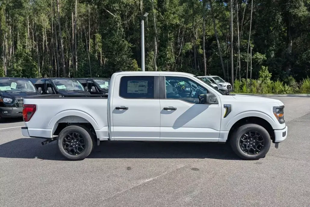 2025 Ford F-150 STX photo 1