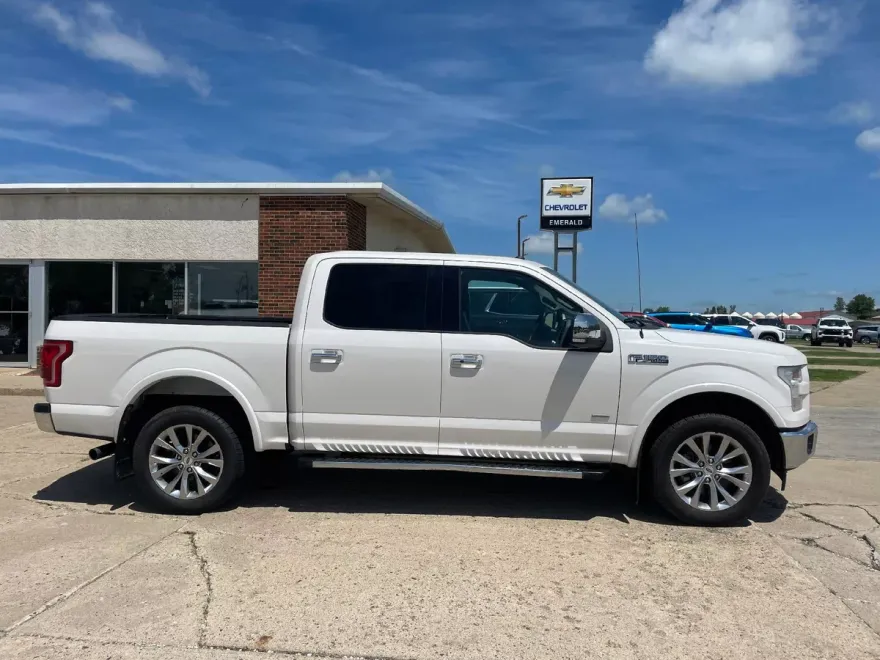 2017 Ford F-150 XL photo 1