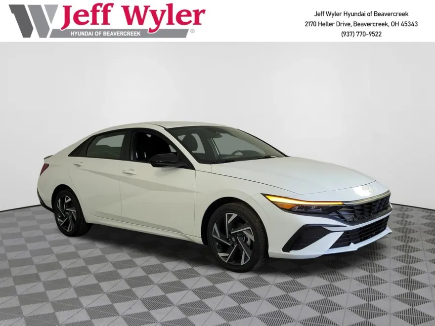 2025 Hyundai Elantra Hybrid SEL Sport photo 1