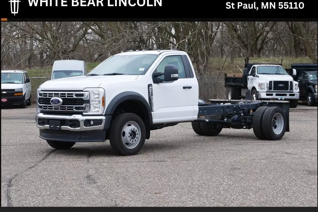 2024 Ford F-450 XL photo 1