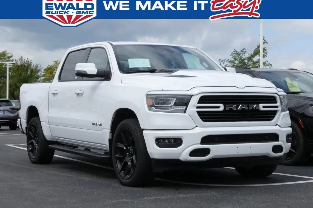 2023 Ram 1500 Laramie photo 1